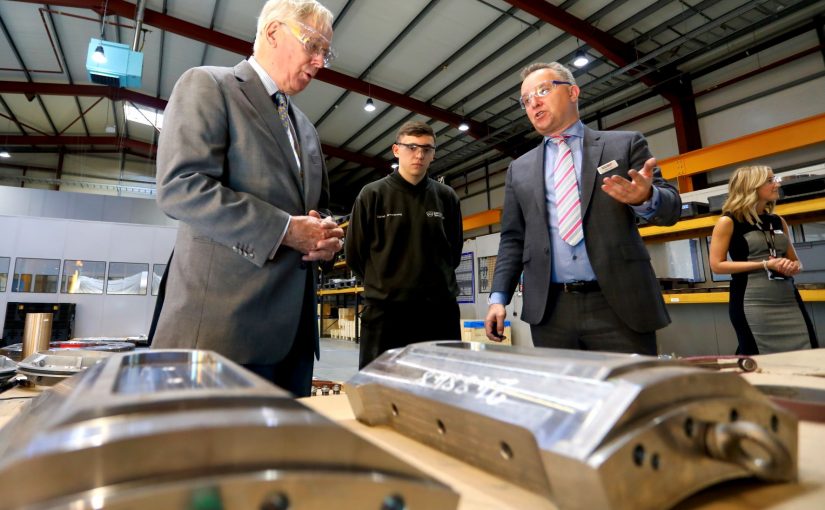 Ein königlicher Besuch zum 100-jährigen Jubiläum der British Engines Group